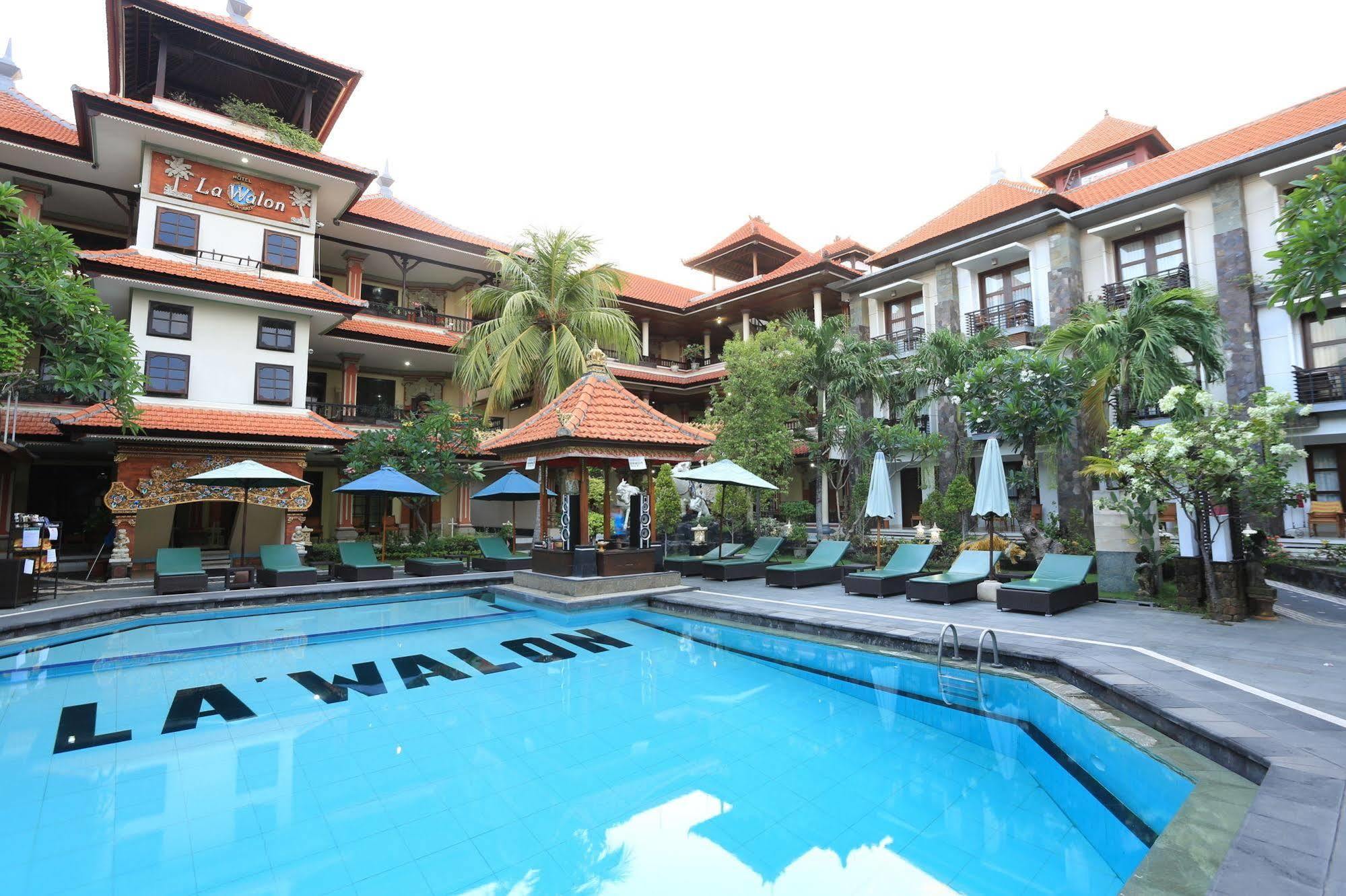 La Walon Hotel Kuta Lombok Exterior foto